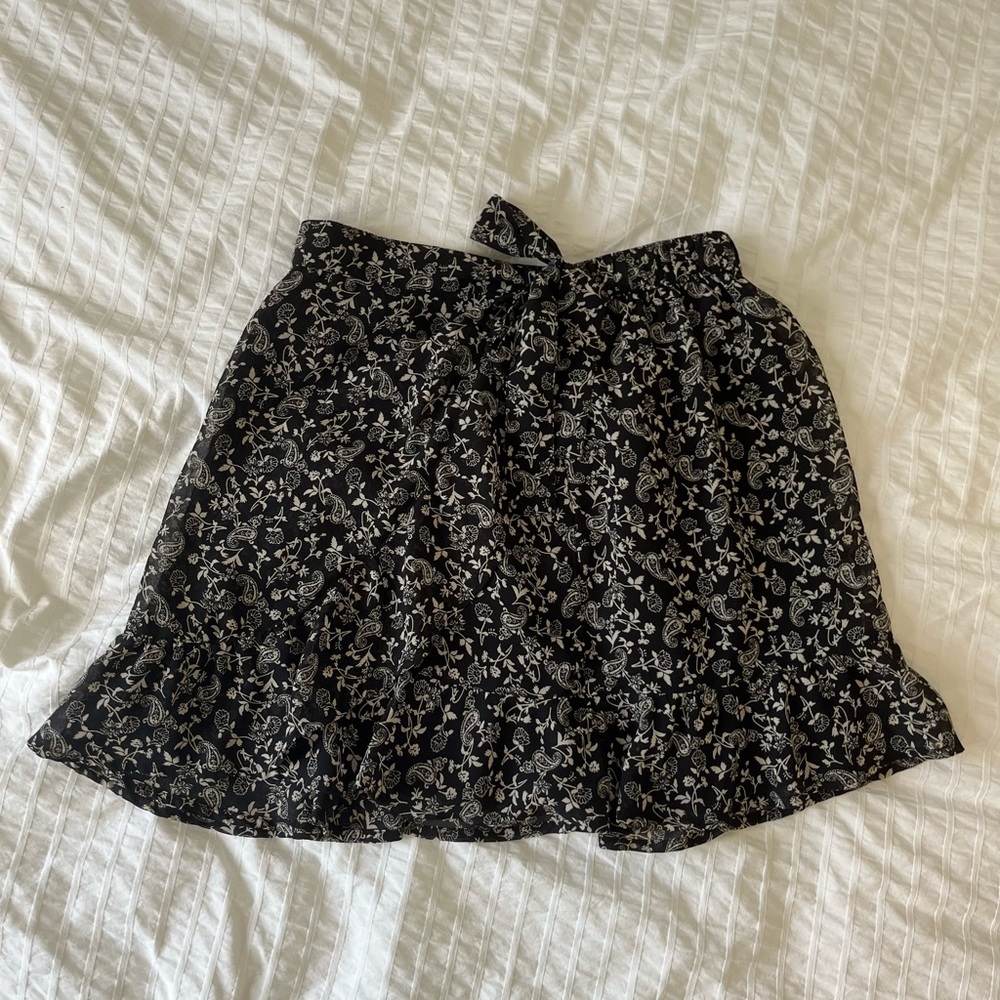 Brown and Black hollister mini skirt